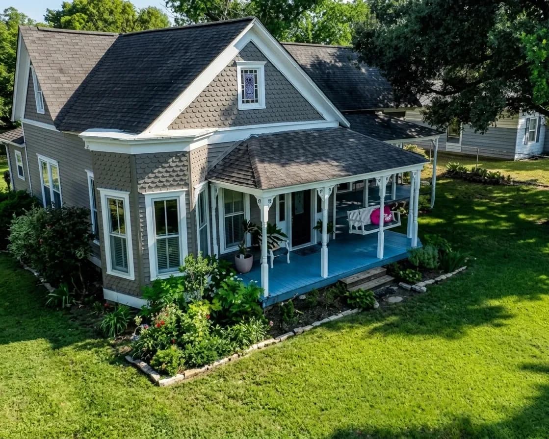 Vintage Cottage gallery preview